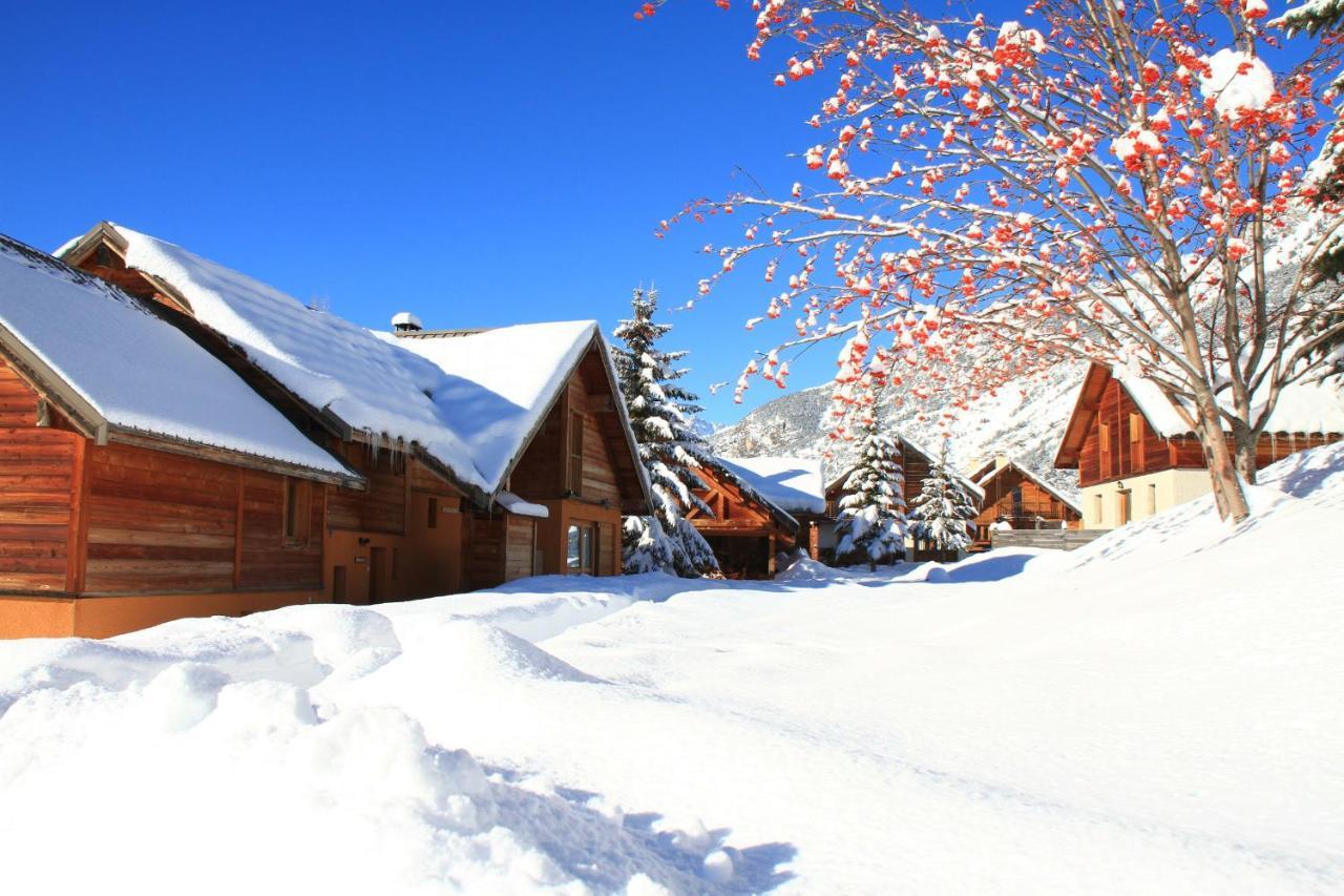 Le Gouroun Hameau Des Chazals Nevache Hautes Alpes Bagian luar foto